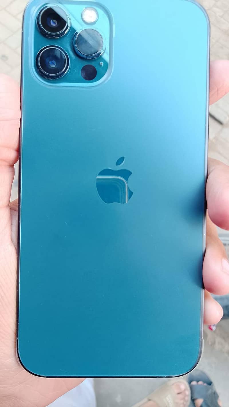 Apple iPhone 12 Pro 0