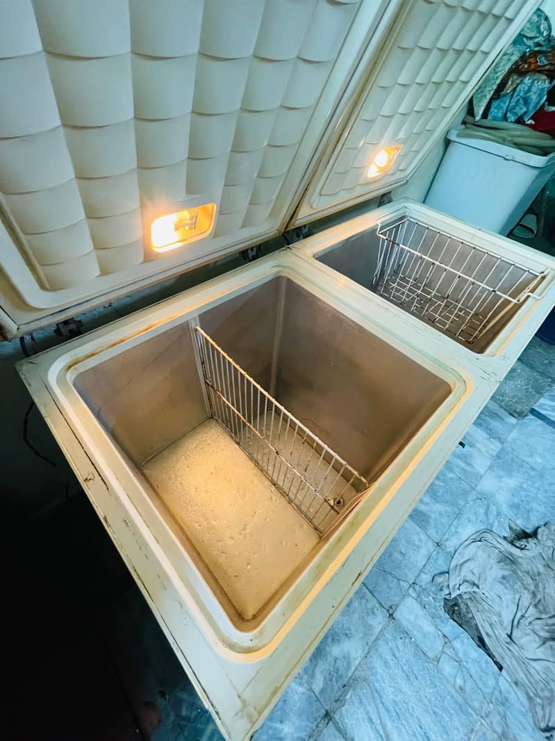 waves deep freezer 0