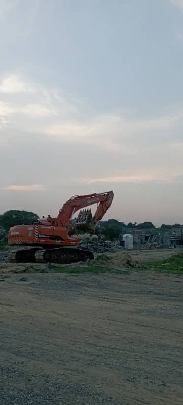 F14/4 clear land plot for sale size 10 Marla ideal location near to Kashmiri highway and near to GT Road Peshawar