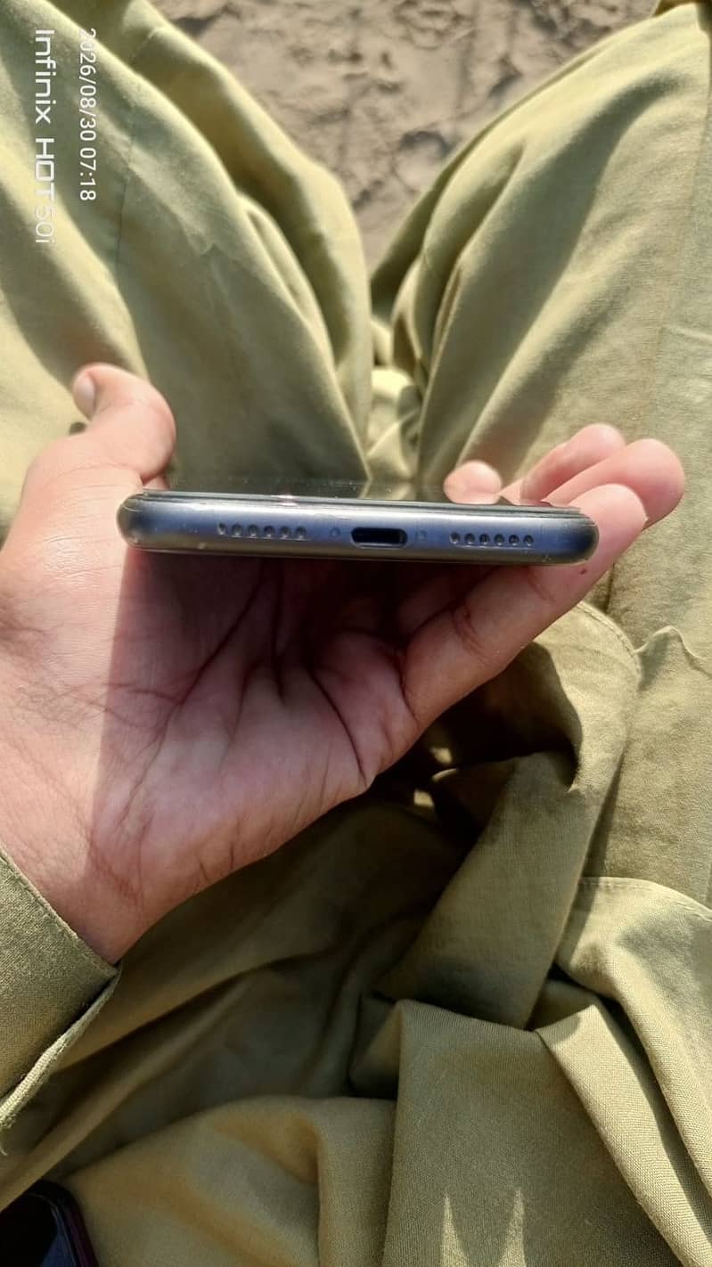 Apple iPhone 11 For 1