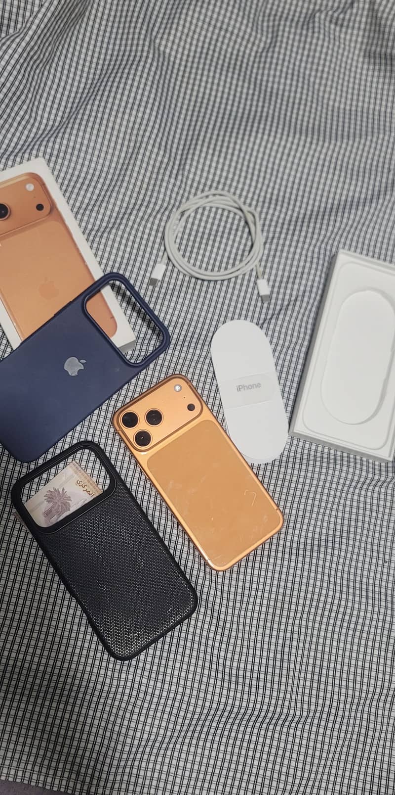 Apple iPhone 17 Pro Max 0
