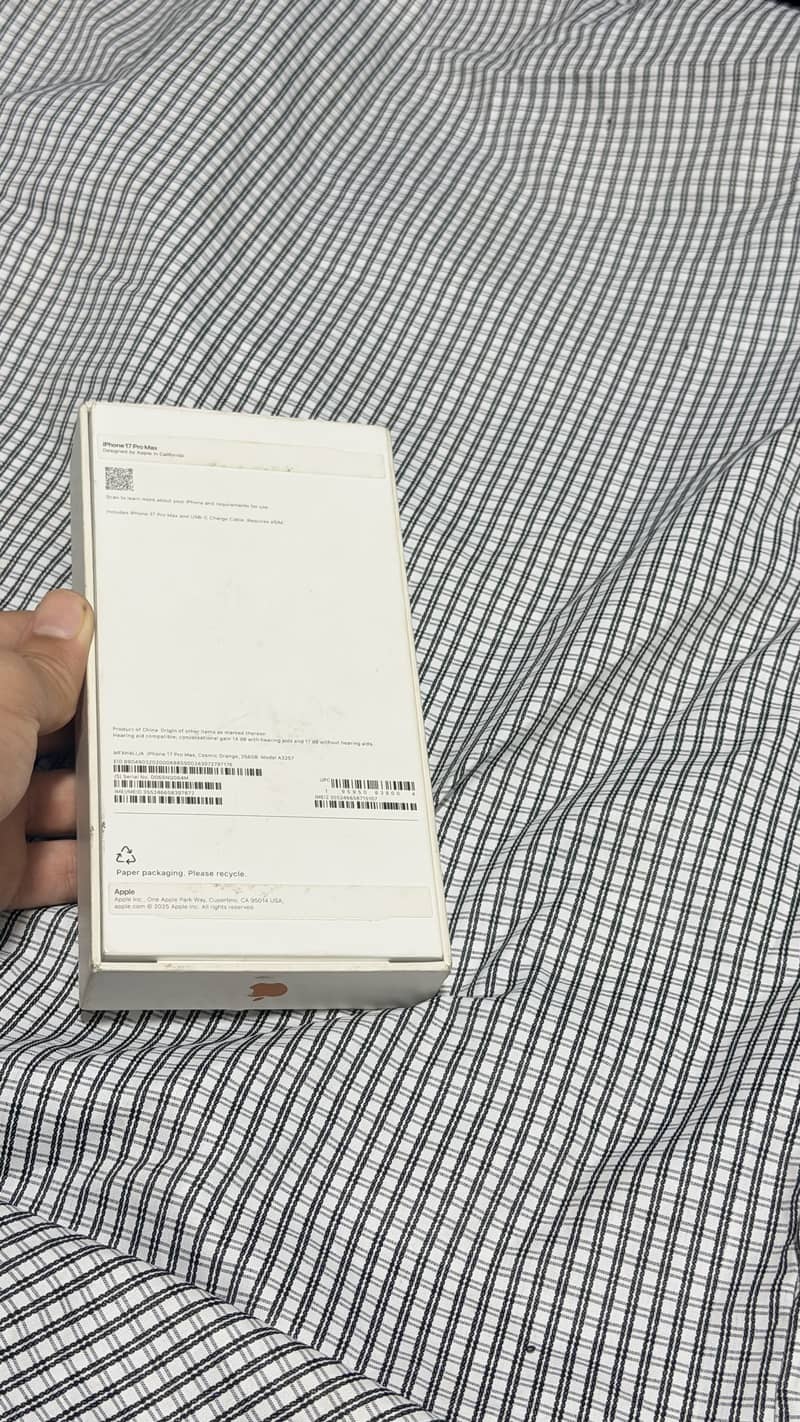 Apple iPhone 17 Pro Max 3