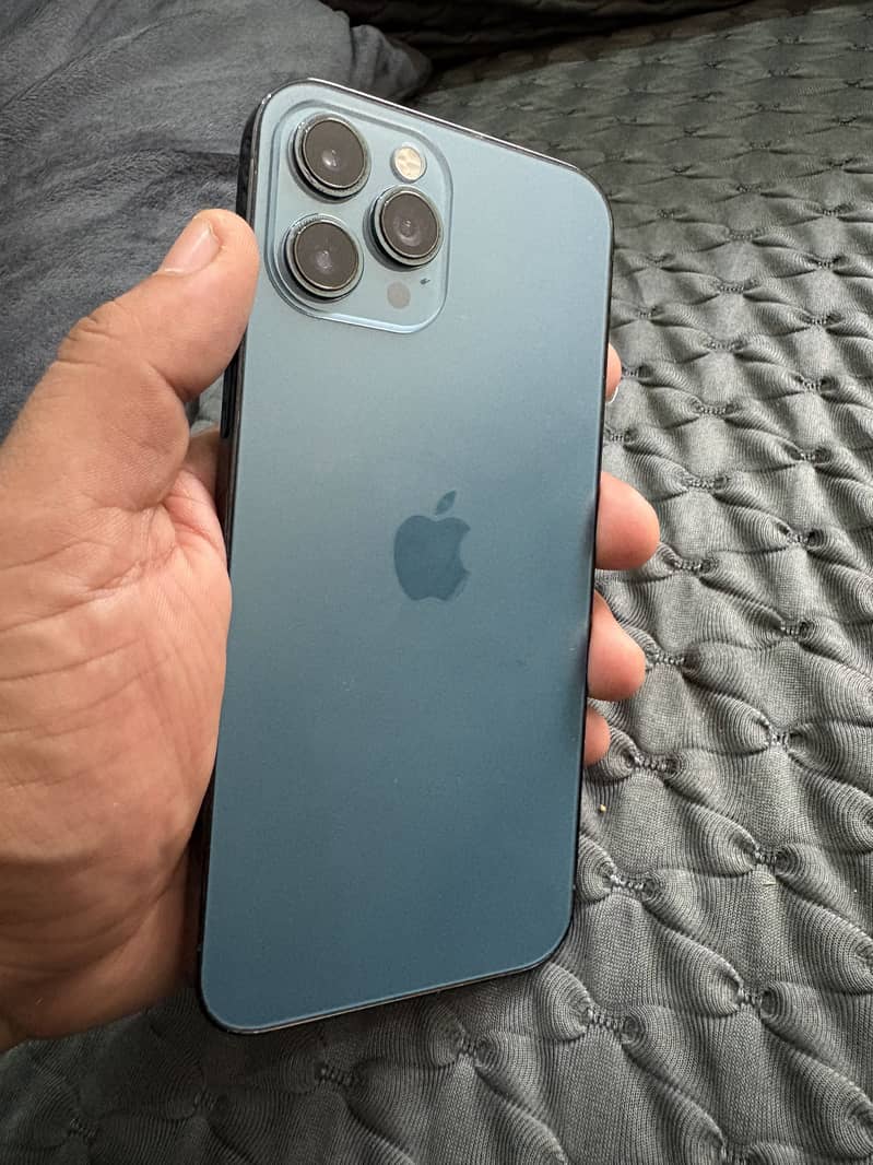 Apple iPhone 12 Pro Max 0