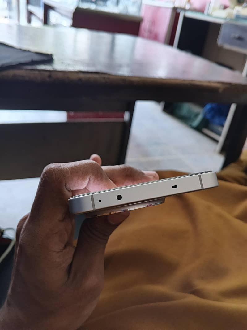 One Plus Ace 5 4