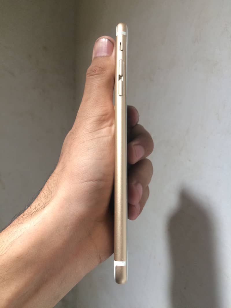 Apple iPhone 6S Plus 15