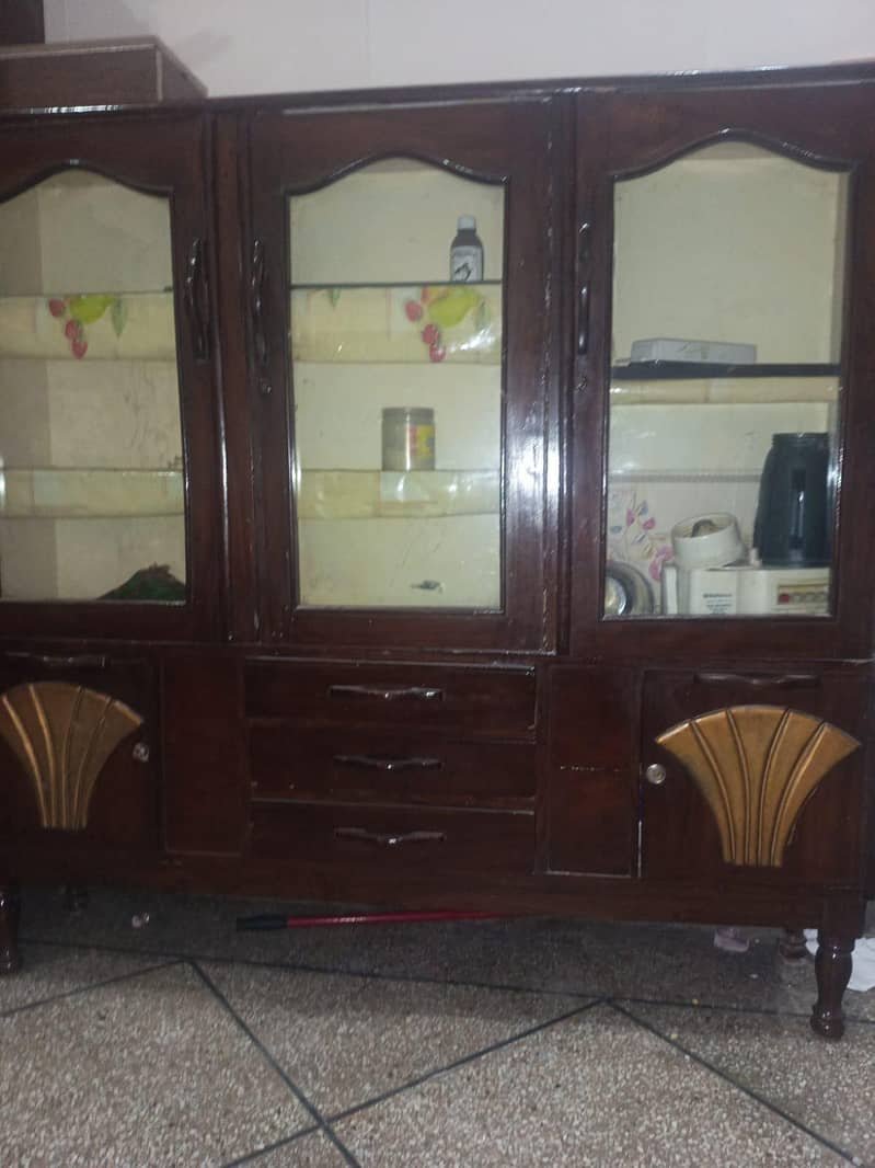 dressers 1