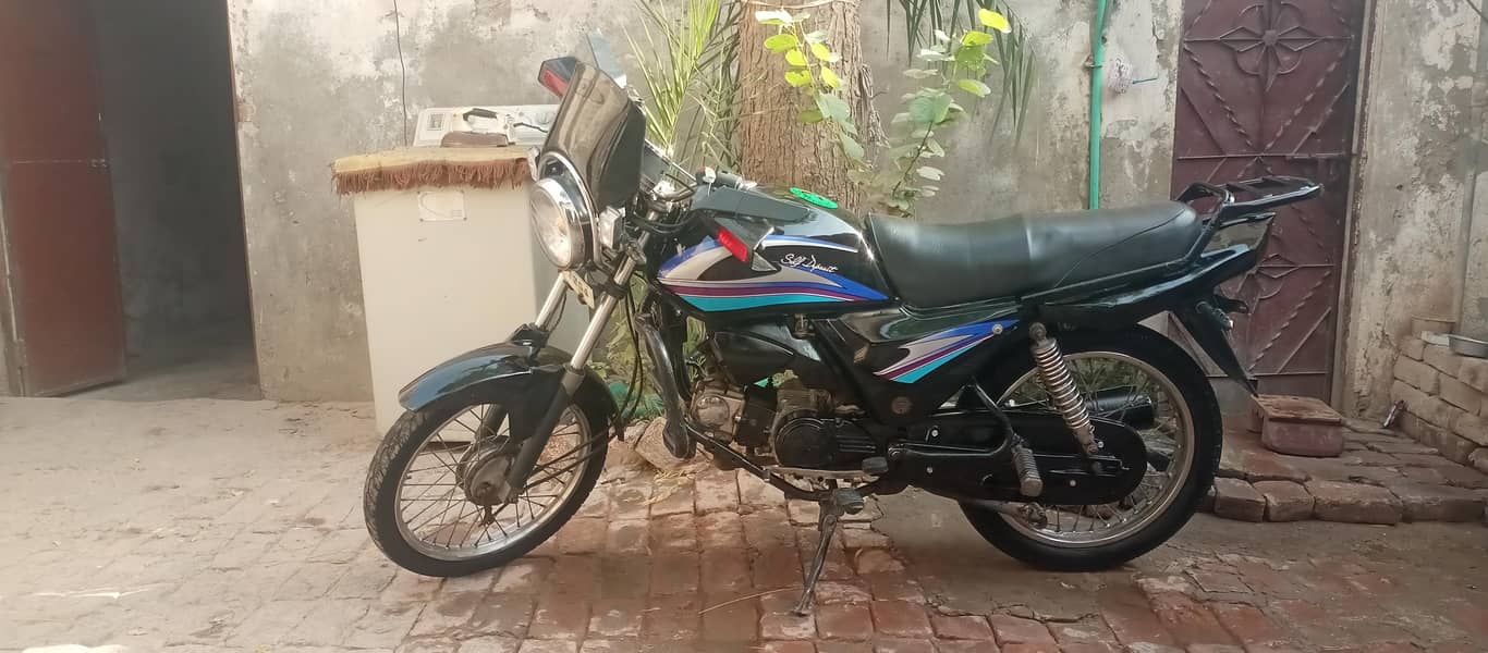 unique ud100 2006 model Excellent condition 9