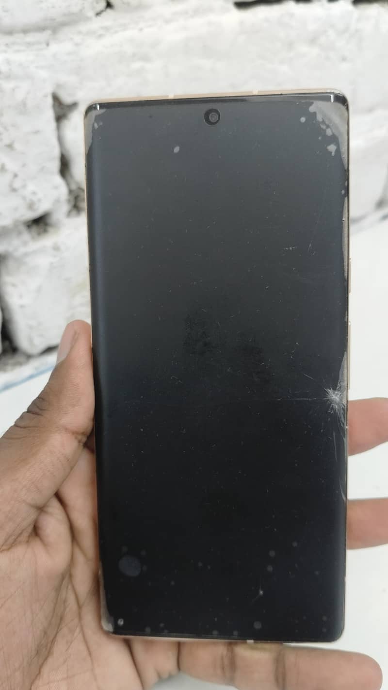 Googole Pixel 6 Pro 1