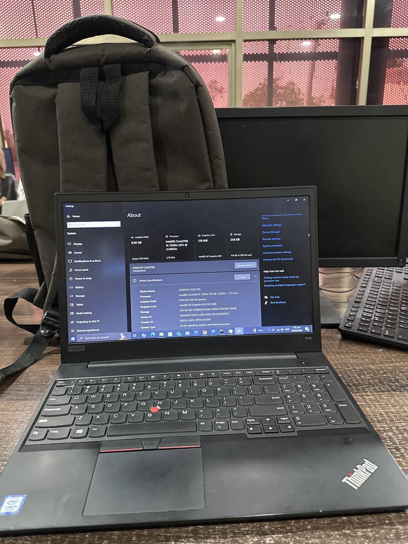 Lenovo thinkpad E580 1