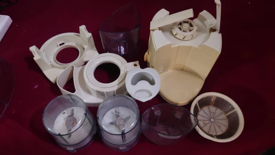 Renker Juicer + Grinder 4