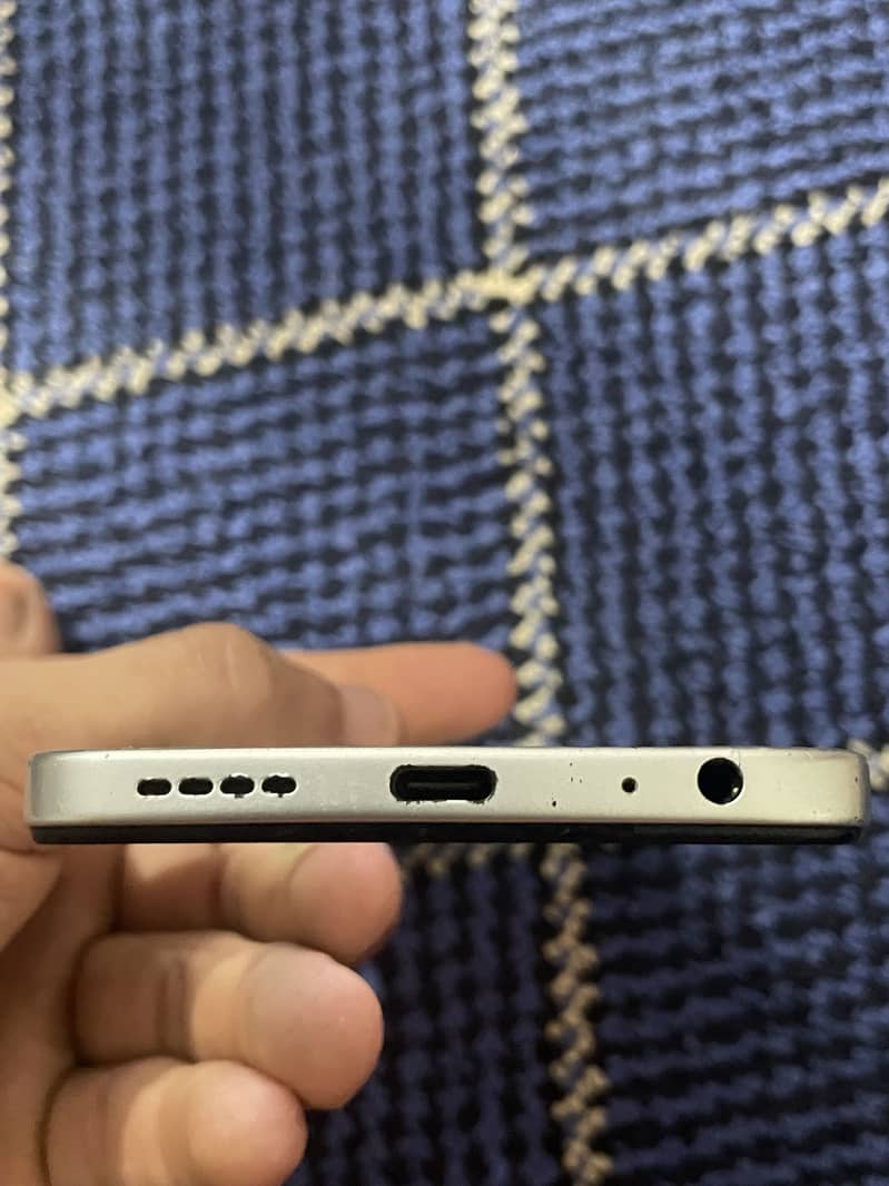 Infinix hot60i 5