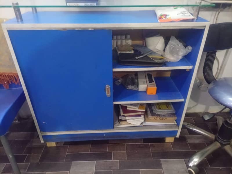 storage box /table 2