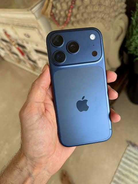 Apple iPhone 17 Pro Max 0