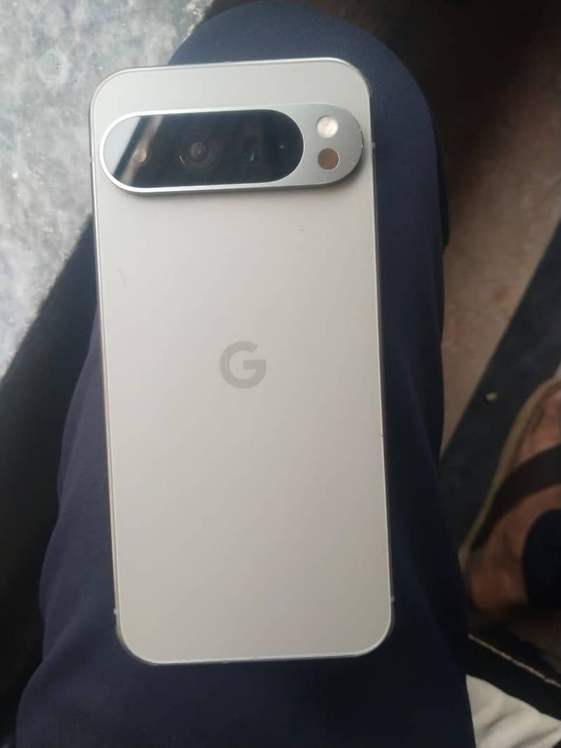 Google Pixel 9 Pro XL 0