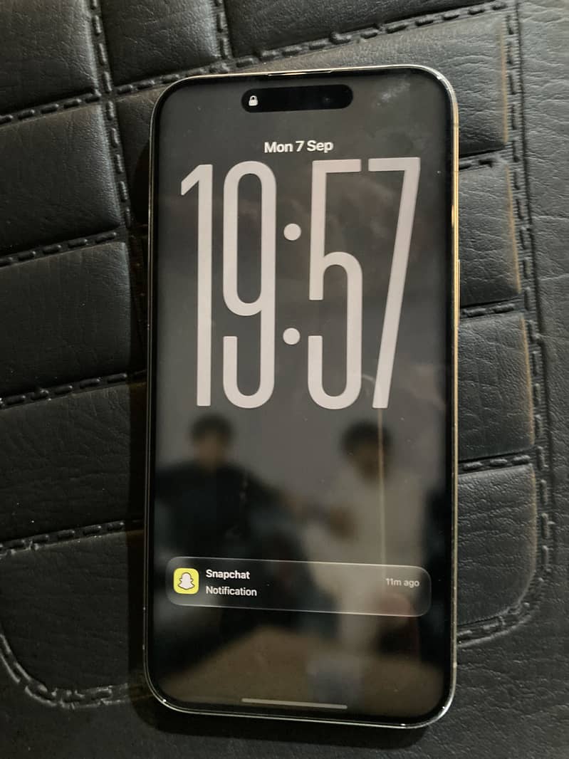 Apple iPhone 15 Pro Max 1