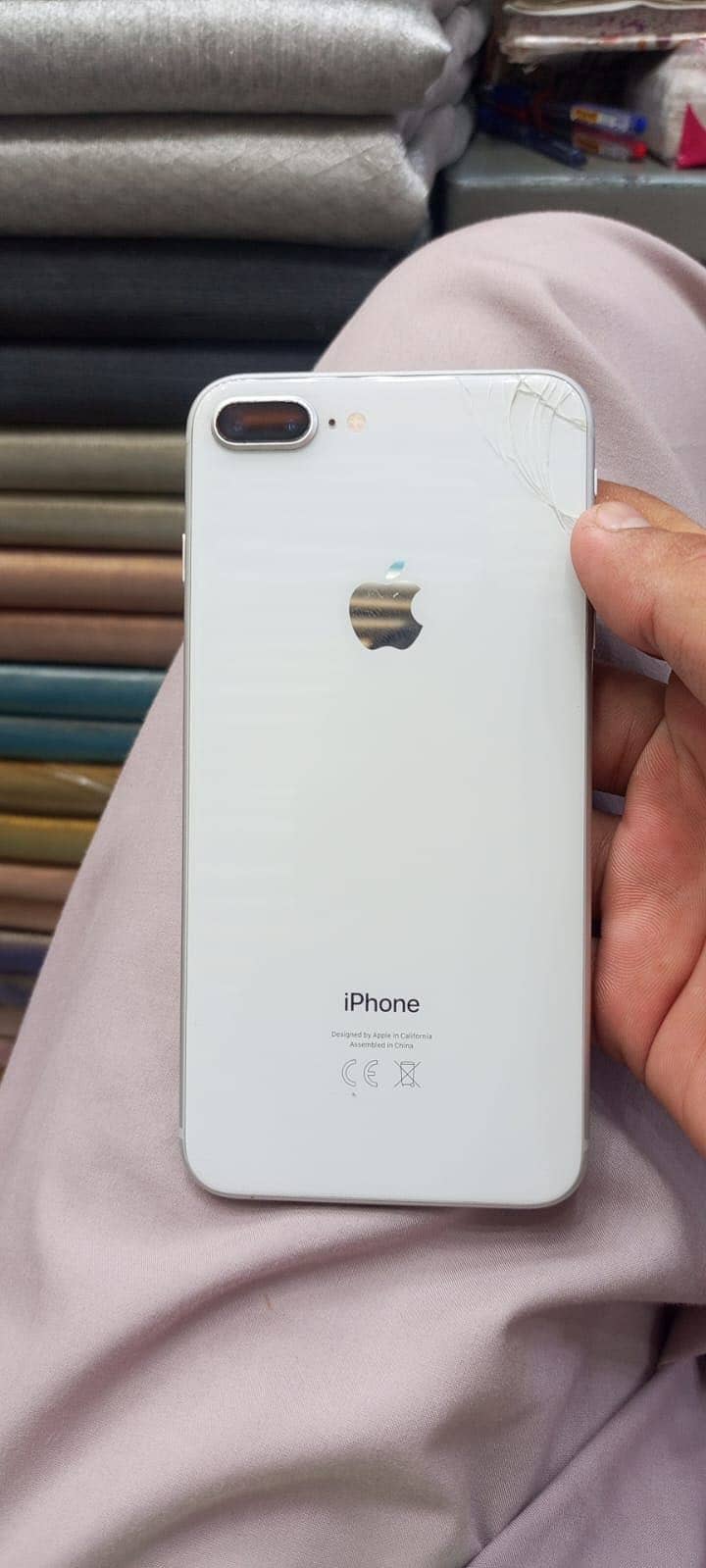 Apple iPhone 8 Plus 3