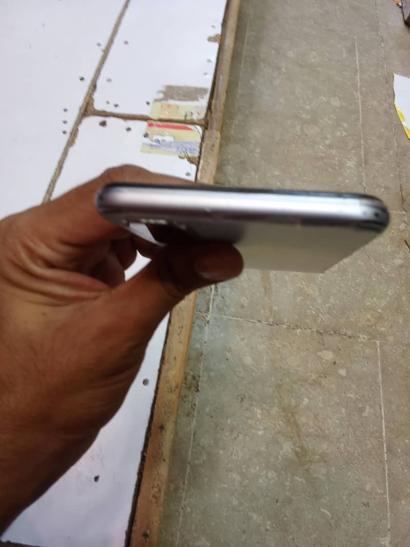 Y 20 4 64 2