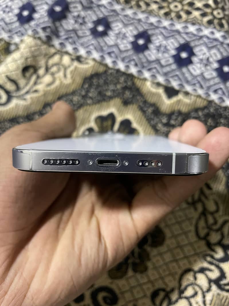 Apple iPhone 14 Pro Max 3