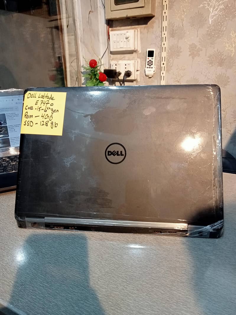 Dell Latitude e7470 0