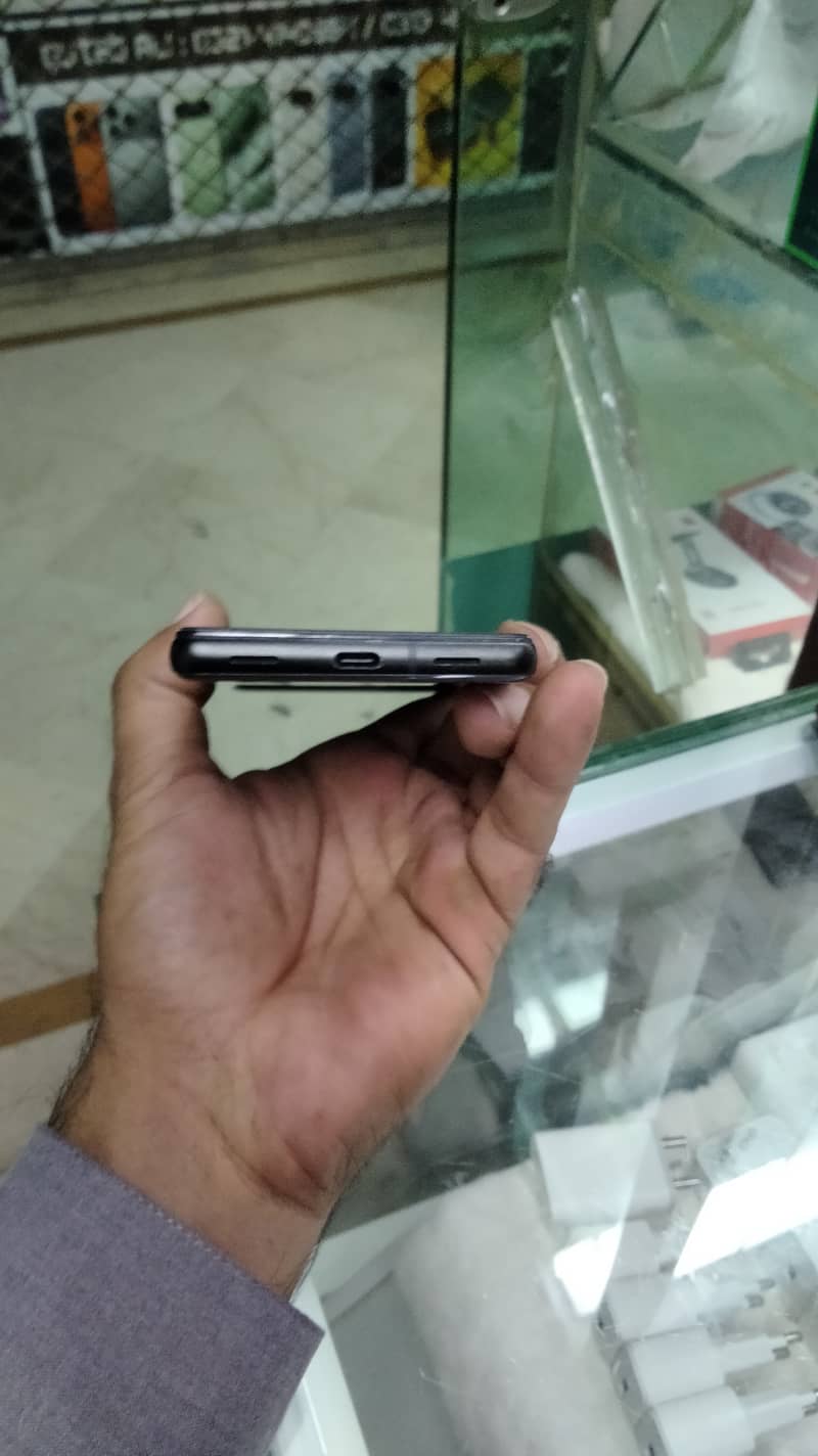 Google Pixel 6a 4