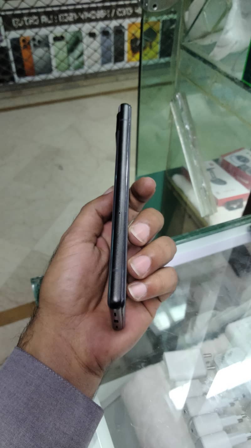 Google Pixel 6a 5