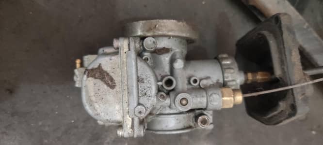 Yamaha100 made in Japan carborater in good condition best fuel average