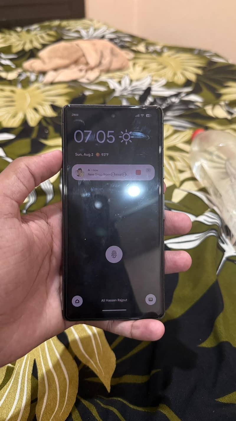 Google pixel 7a 5
