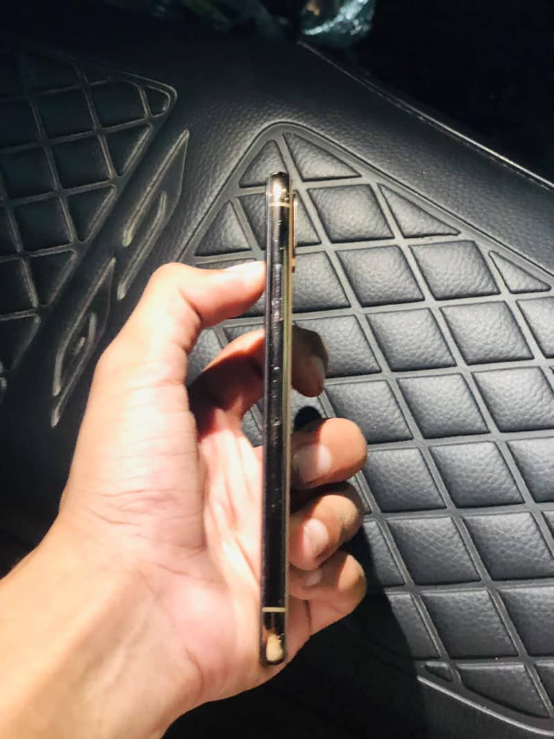 Apple iPhone XS 2