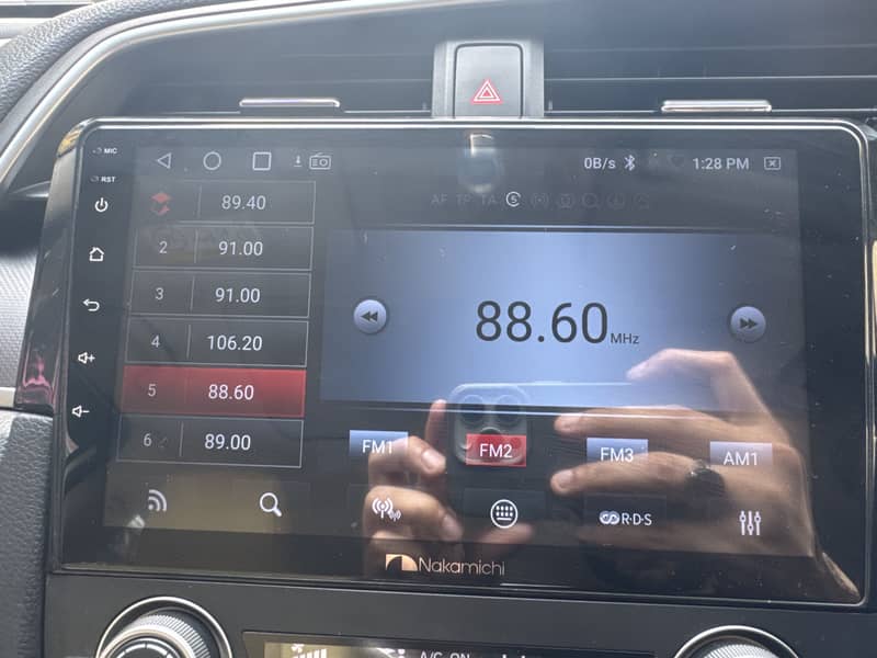 Nakamichi android panel wireless apple car and android auto 1