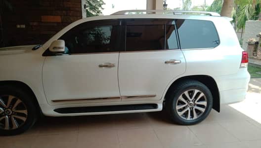 Toyota Land Cruiser 2016