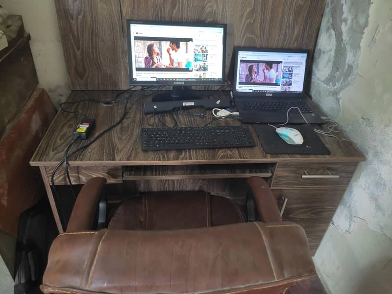 laptop & computer table chair etc. 0