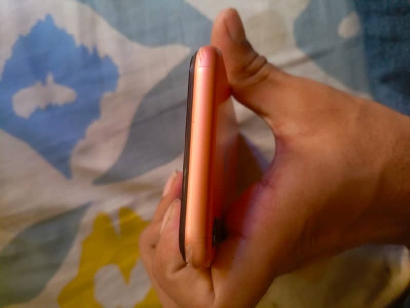 Apple iPhone XR 3