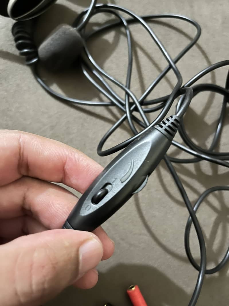 HS-5P A4 Tech Neckband Headset 4