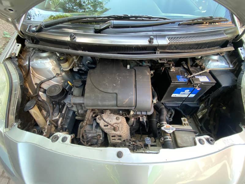 Toyota Vitz 2010 8