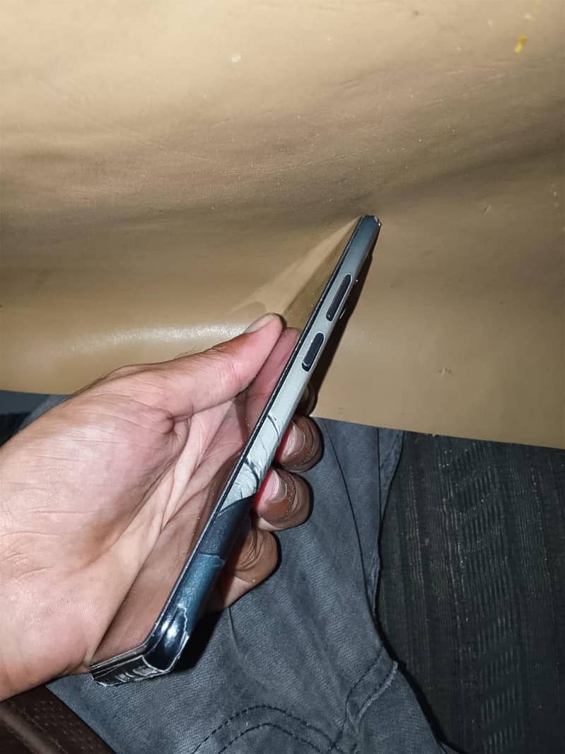 Xiaomi Poco F3 2