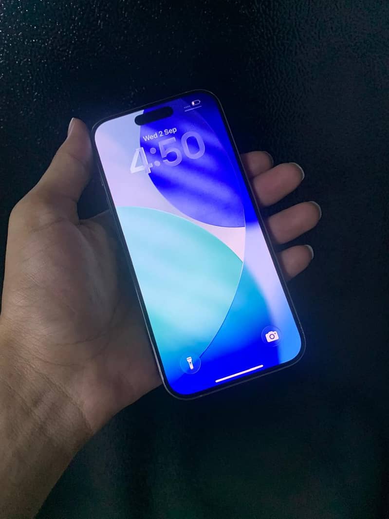 Apple iPhone 15 Pro 0