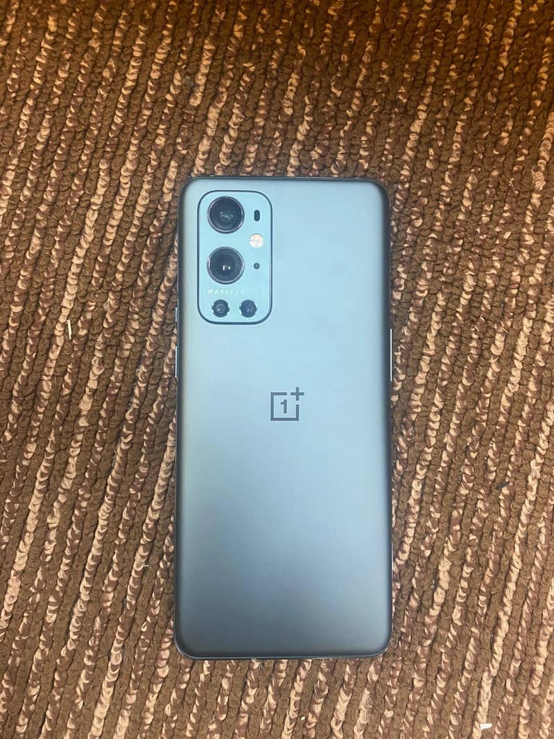 One Plus 9 Pro 0