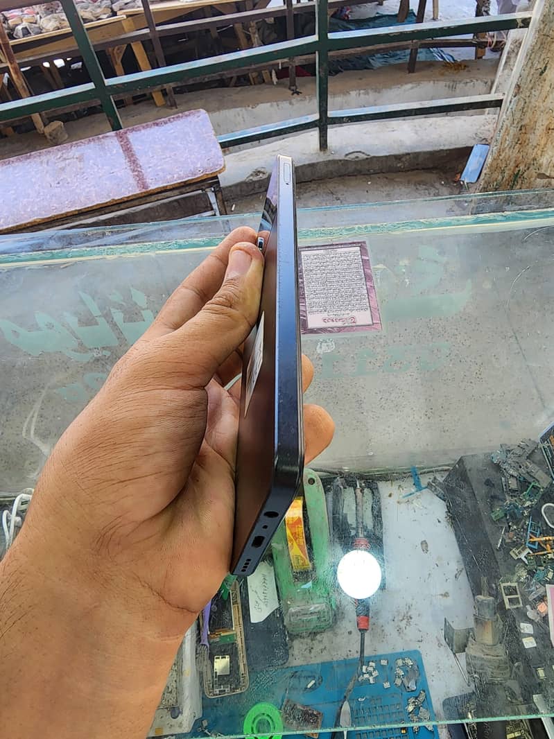 Realme C51 3