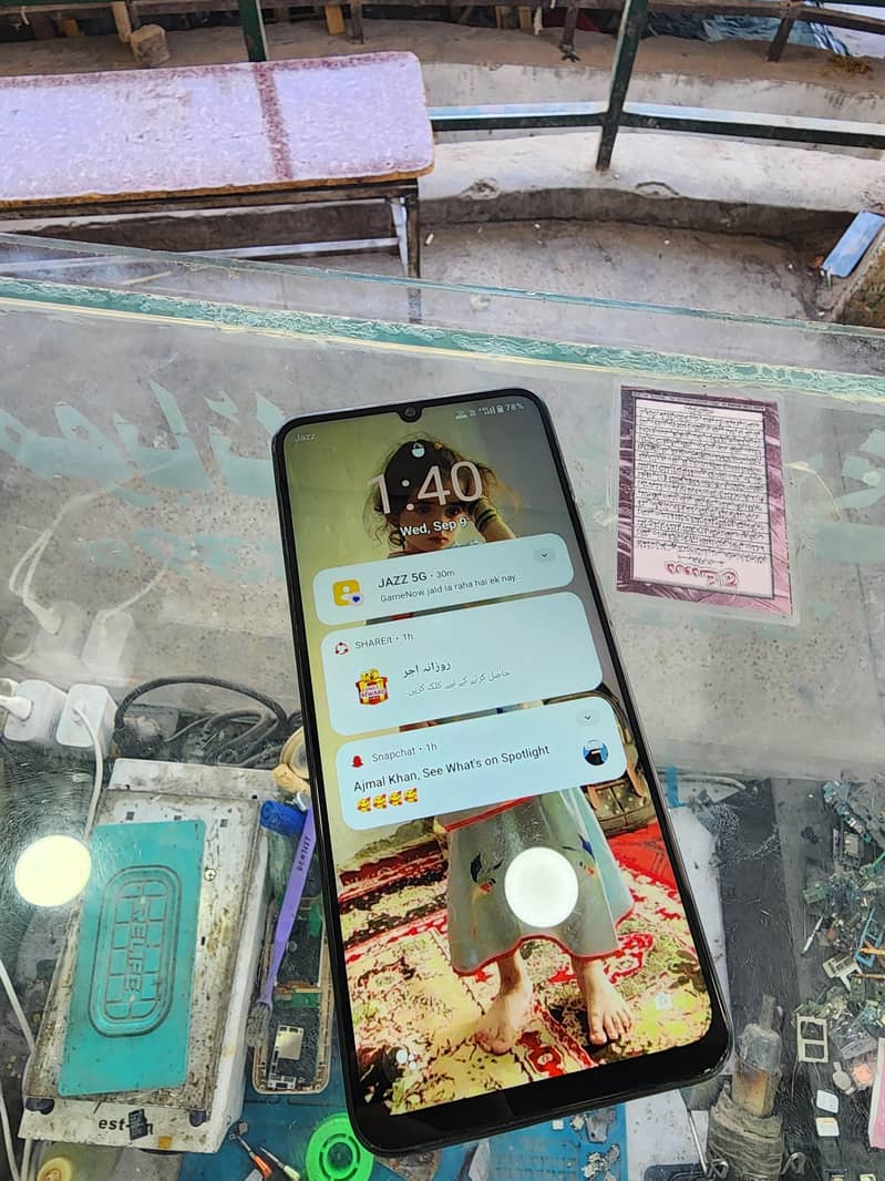 Realme C51 4