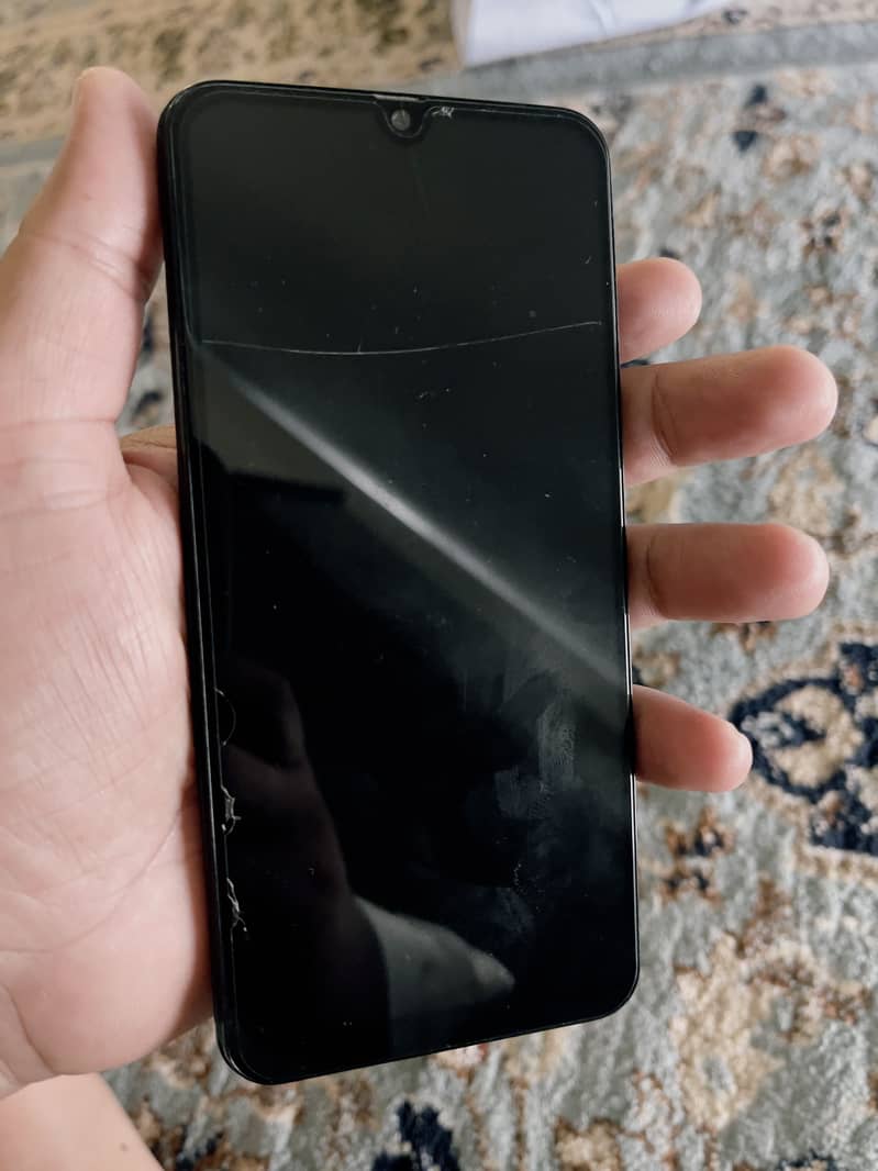 Samsung Mobile A30 2