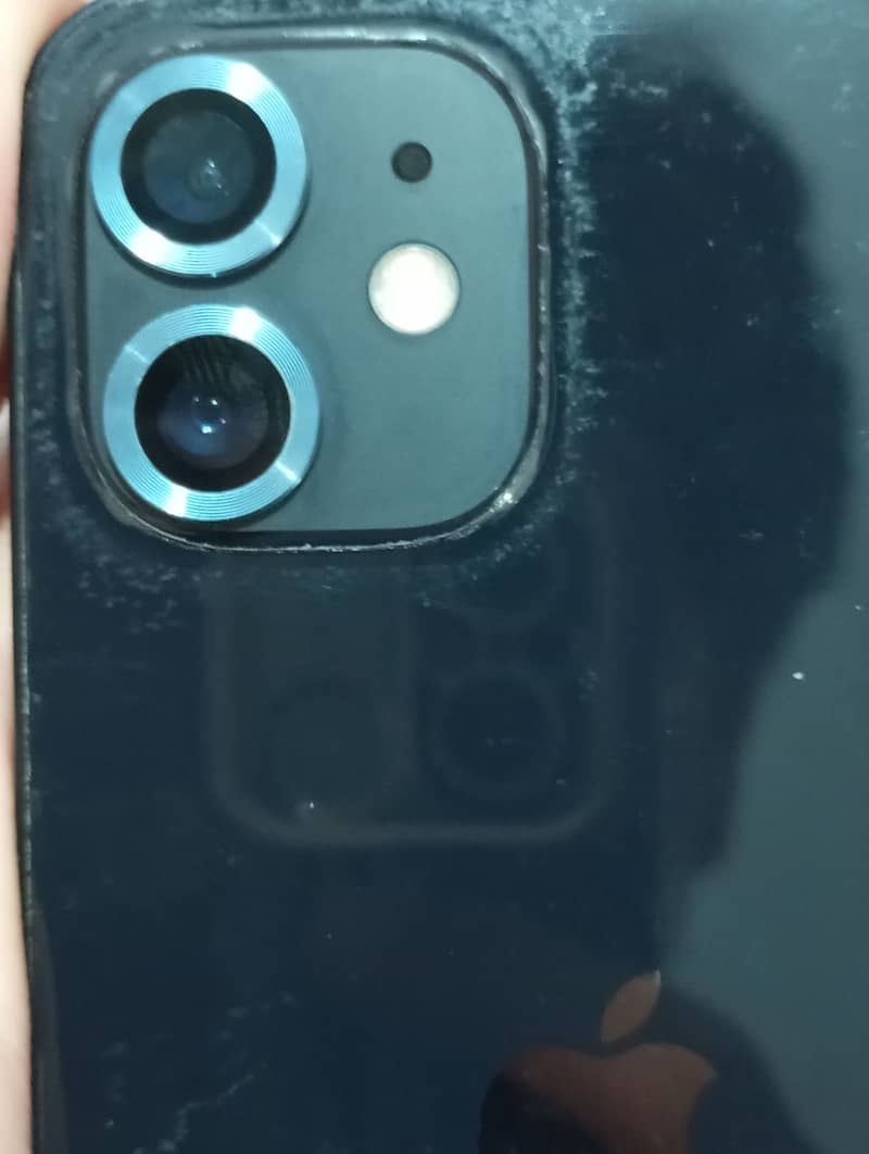Apple iPhone 12 4