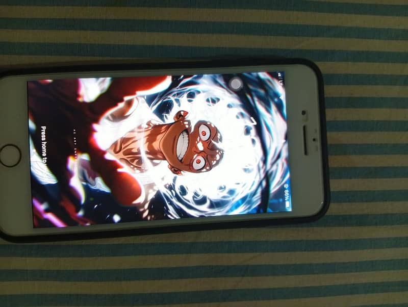 Apple iPhone 7 Plus 0