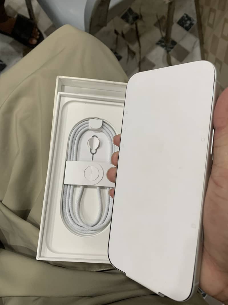 Apple iPhone 17 Pro Max 1
