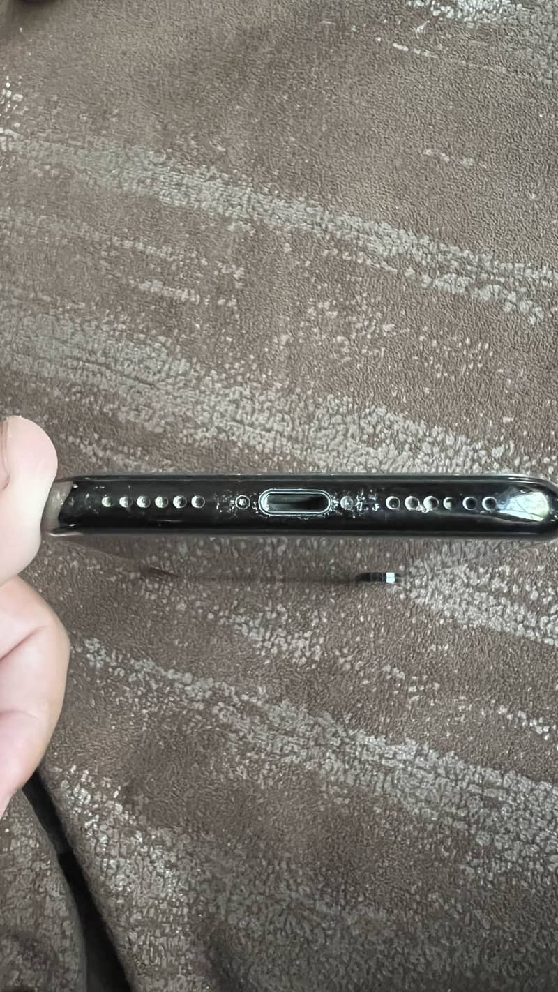 Apple iPhone X 0