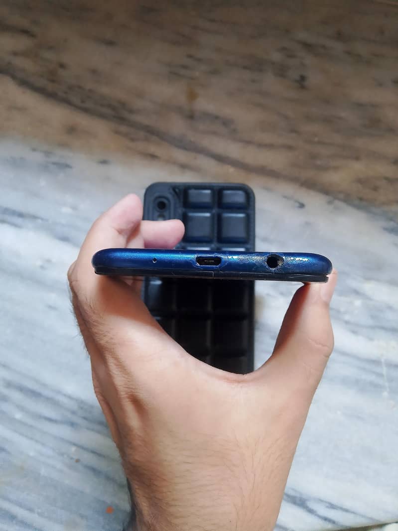 Samsung Mobile A10 2