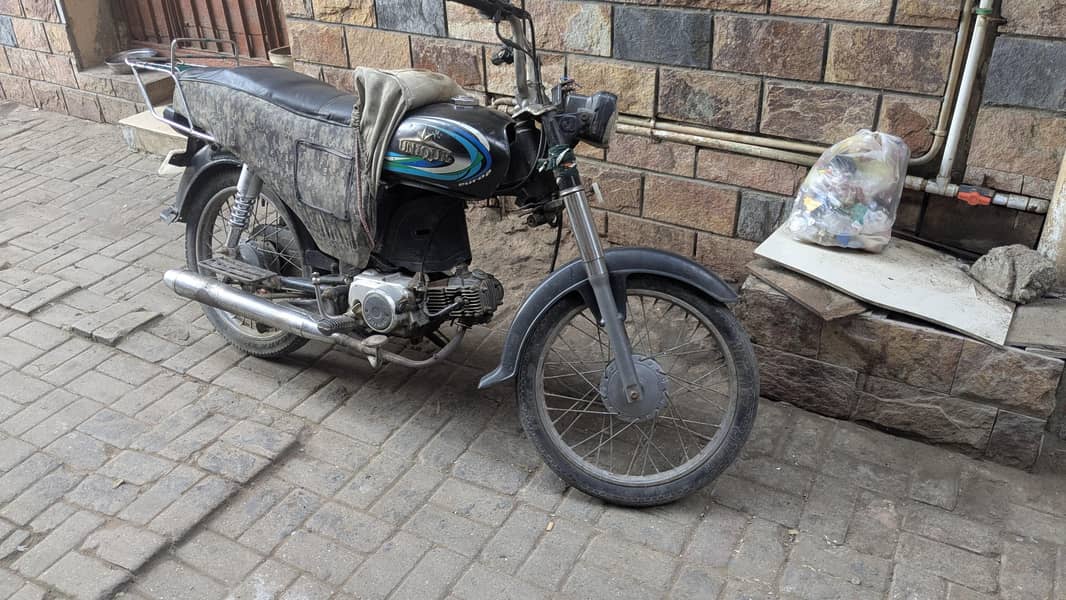 unique CD 70 modle 2010 0