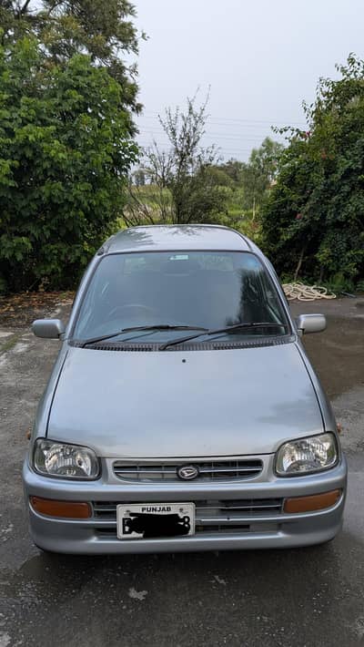 Daihatsu Cuore 2011
