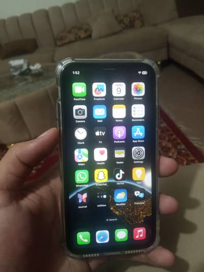 Apple iPhone XR