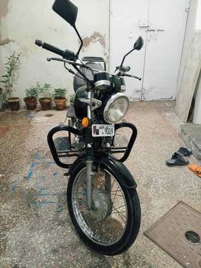 SUZUKI GS. 150 Model 2015