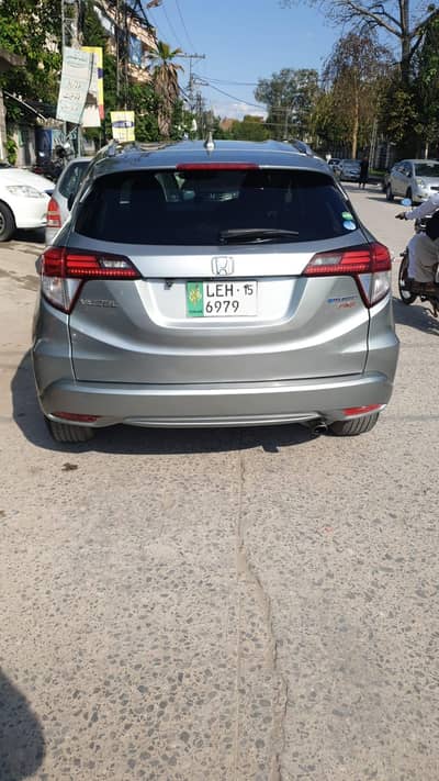 Honda Vezel 2015